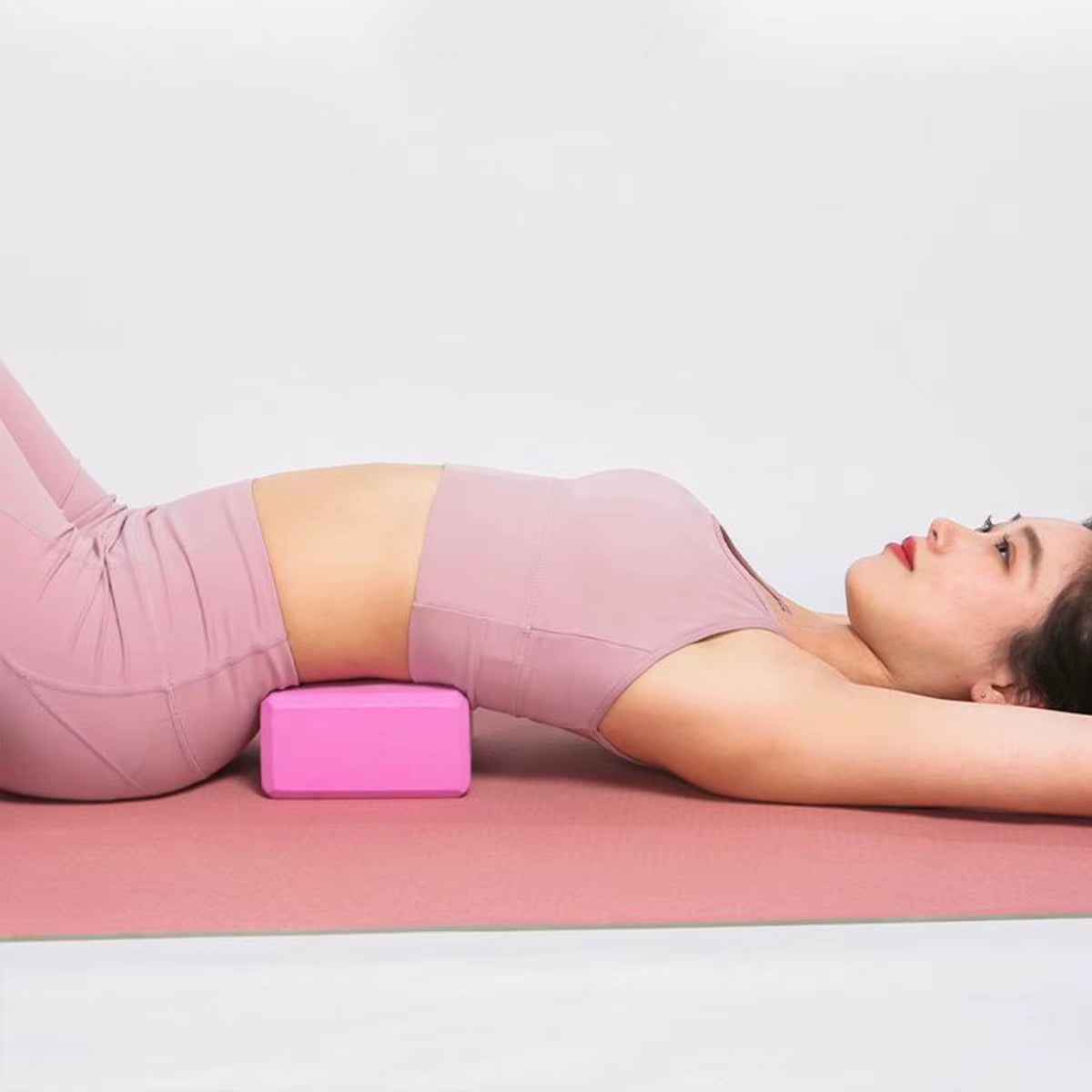 A Piece of EVA Environmentally Friendly Yoga Brick, Adult Yoga Stretching Yoga Brick Dance Practice Auxiliary Tool Block